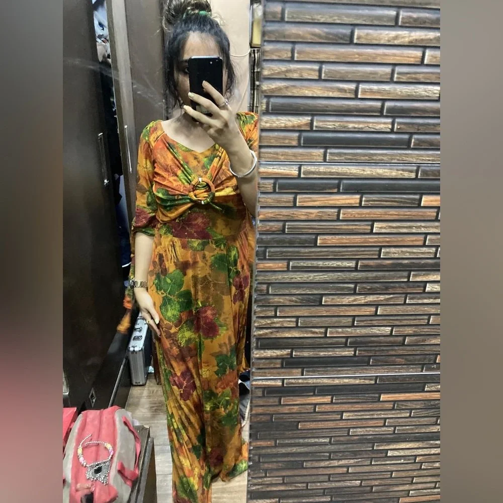 Long printed gown - Picture 1 of 3